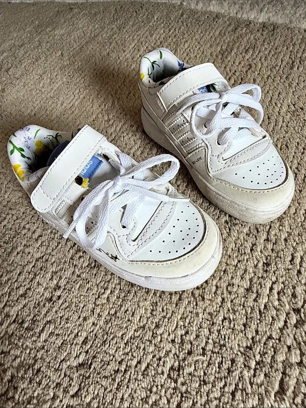 adidas Forum Low Floral Sneakers Girls US 7